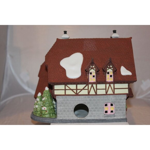 Dept 56 Disney Park - Tinker Bells Treasures - Picture 3 of 5